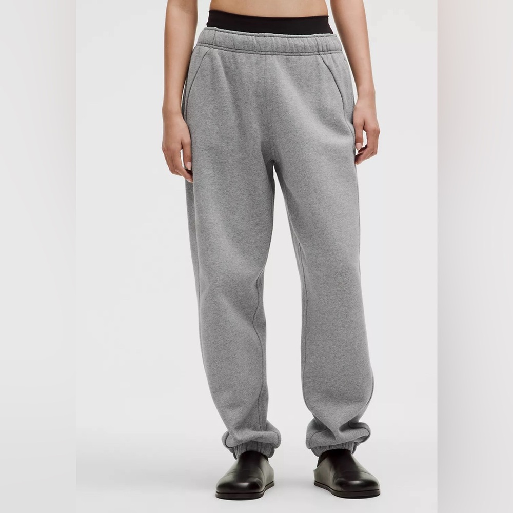 Lululemon Oversized Swetpants / Joggers 
Small